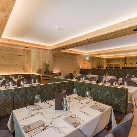 Alpina Hotel 4*