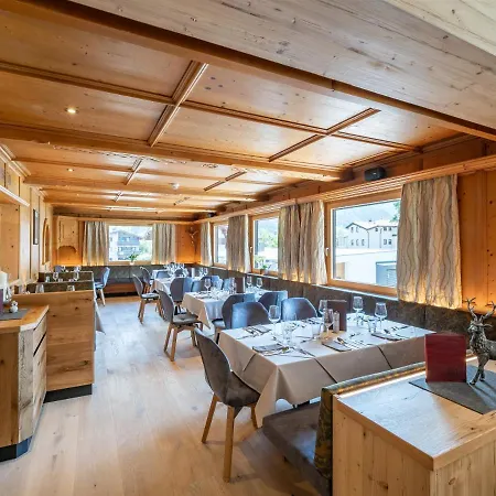 Hotel Alpina