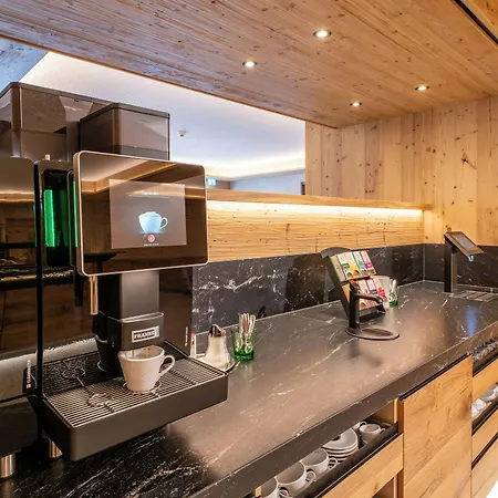 Hotel Alpina 4*