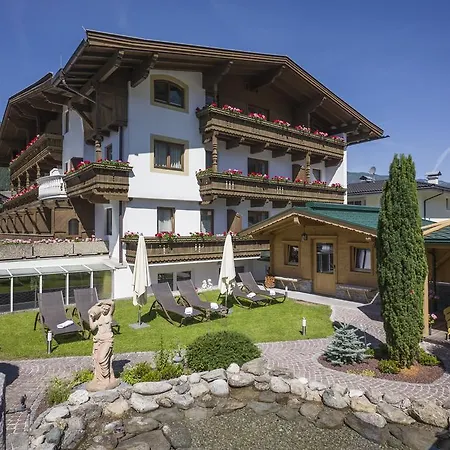 Alpina 4* Ried im Zillertal