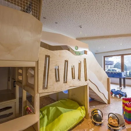 Hotel Alpina Ried im Zillertal