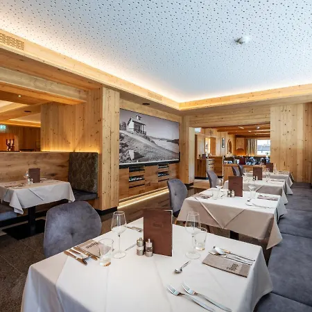 Hotel Alpina Ried im Zillertal