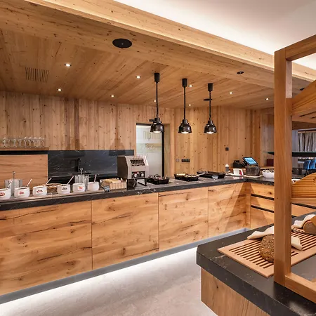 Hotel Alpina Ried im Zillertal